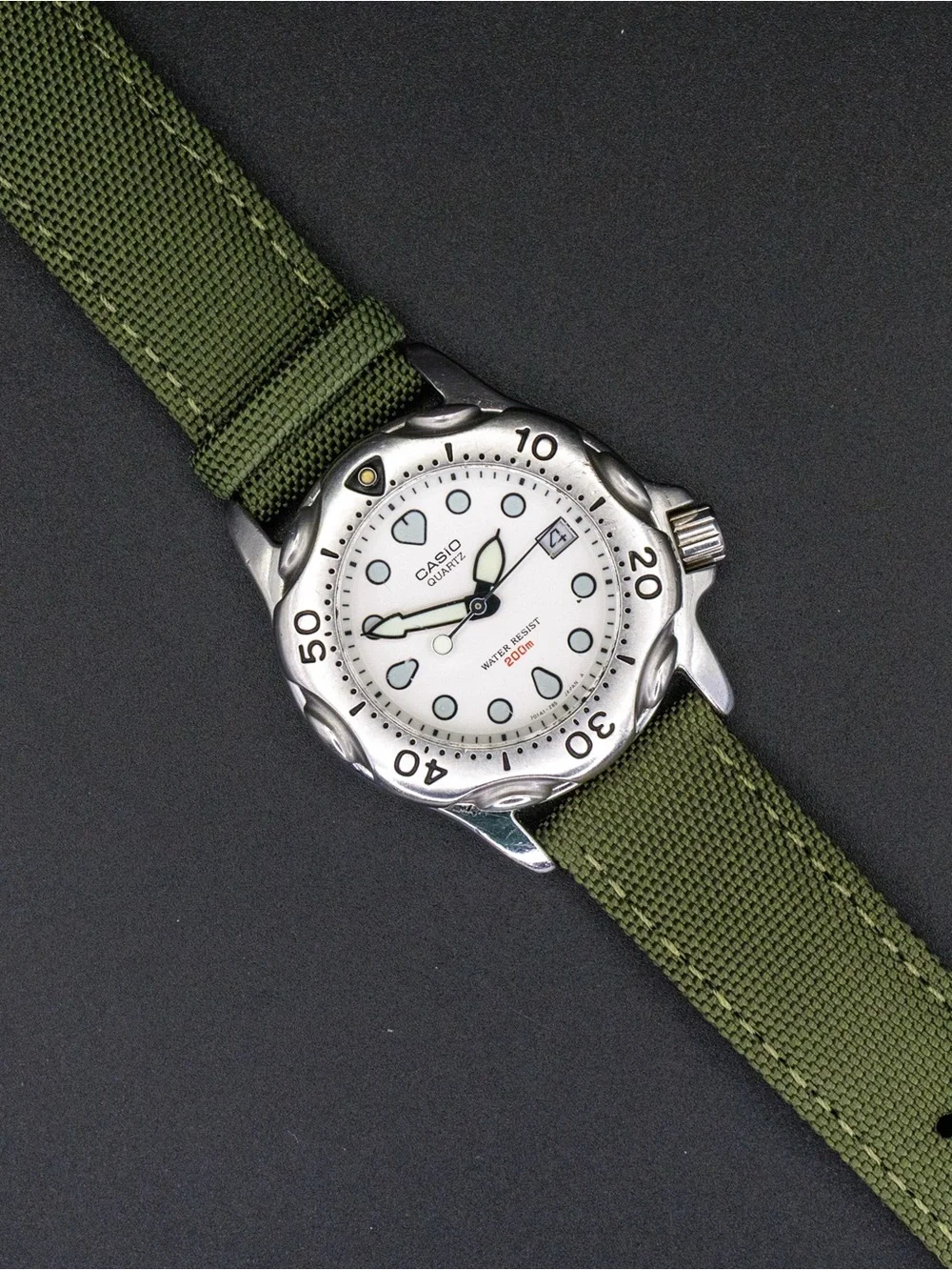 Casio Rare MDP-823 Vintage Air Diver 36mm JDM Import Date Dive Watch